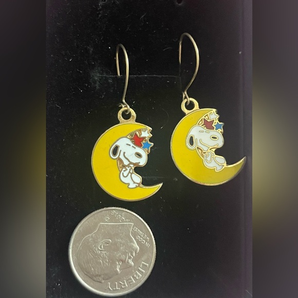 Yellow Moon and Snoopy Earrings !💛💛 - Picture 2 of 3